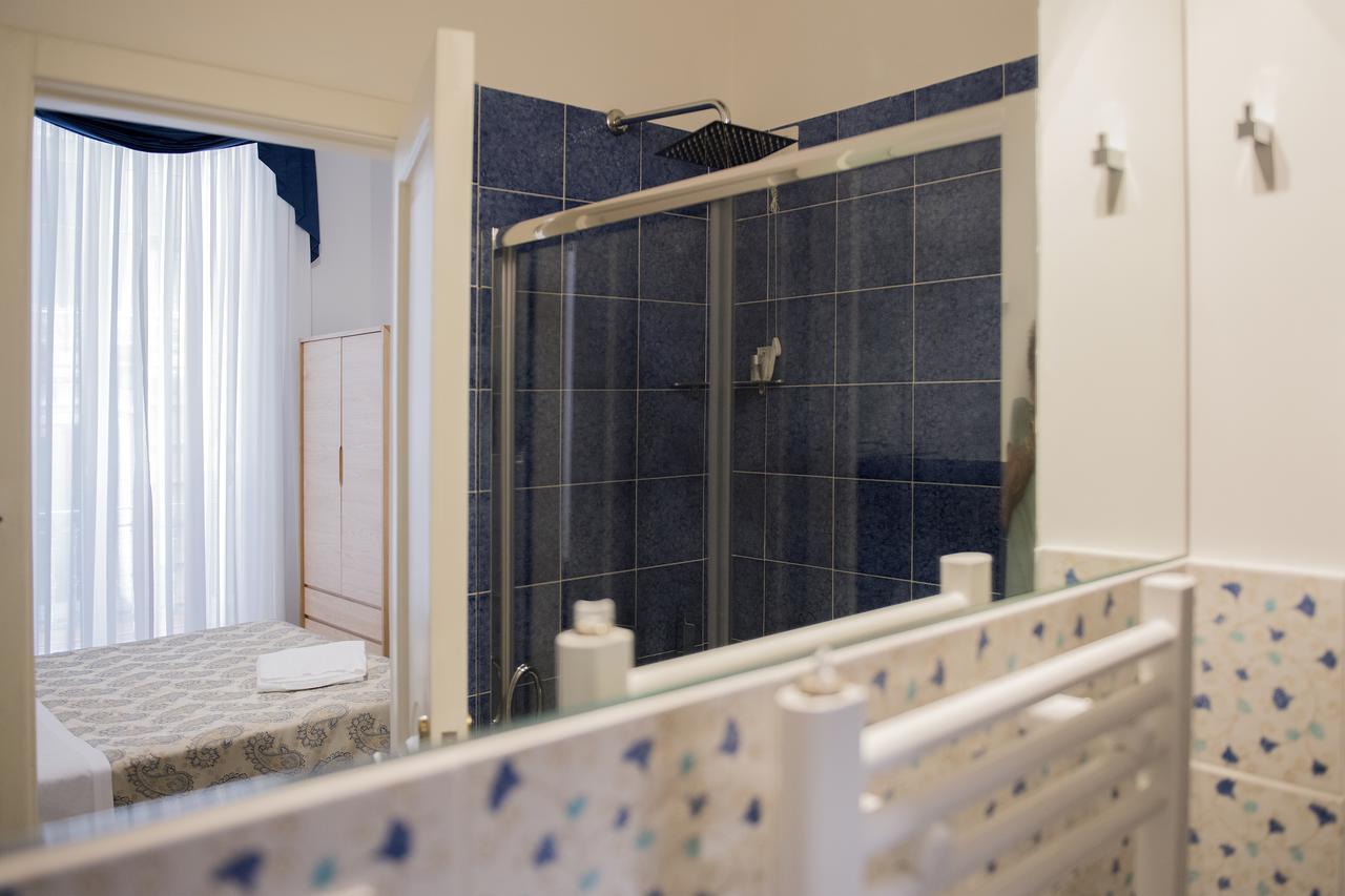 Mareluna Suite De Charme Napoli Bagian luar foto